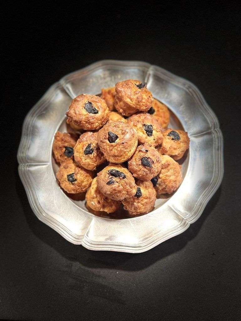Idée recette avec ces muffins au fromage et ail noir