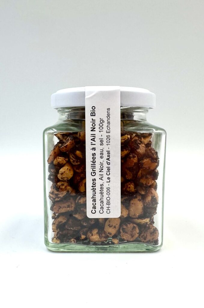 Cacahuètes grillées à l'ail noir bio